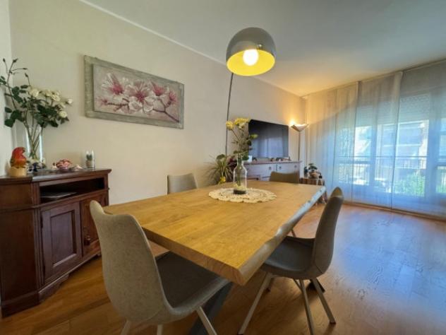 Appartamento di 100 m² con 4 locali e box auto in vendita a Cadoneghe - Foto 2