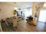 Appartamento di 111 m² con 4 locali e box auto in vendita a Padova
