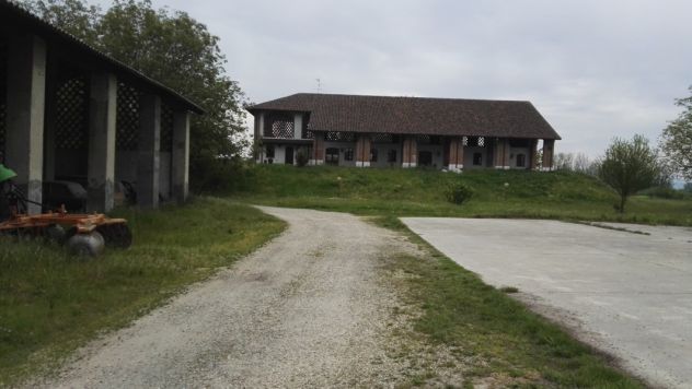CASALI e VOLUMETRIA in Storica Cascina - Foto 4