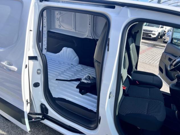 FIAT Doblò Passo Lungo Diesel Entry 100cv - Foto 8