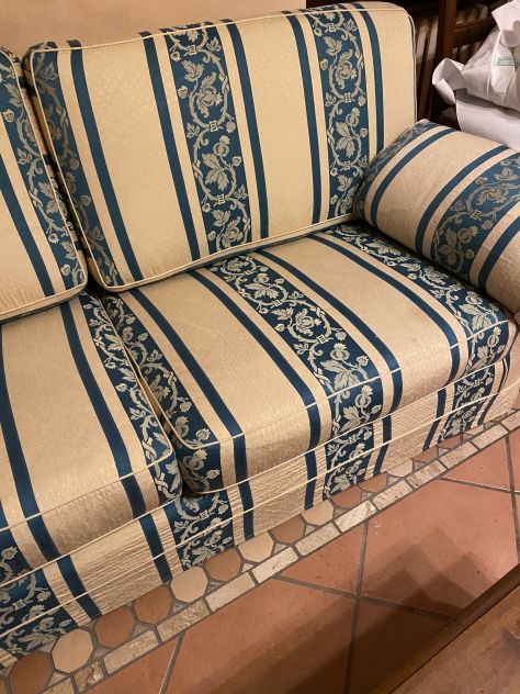 divano e due poltrone - Foto 4