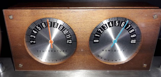Set di strumenti da scrivania Honeywell vintage anni'50, montati su una base - Foto 3