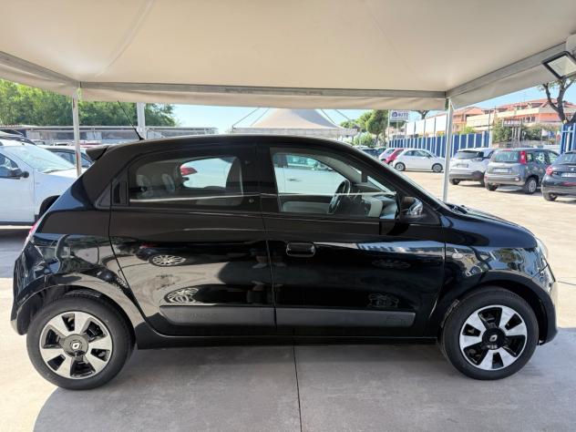 Renault Twingo 1.0 SCe Live - Foto 8
