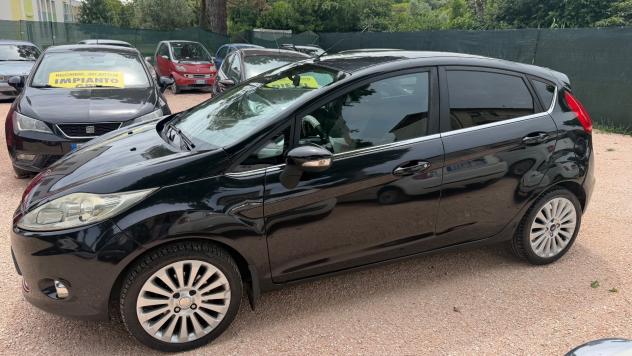 Ford Fiesta 1.2 82 CV 5 porte Titanium - Foto 3