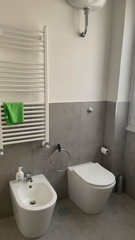 ANAGNINA TRILOCALE CON TERRAZZO - Foto 9