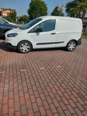 Ford Transit Courier 1.5 TDCi 75CV Van Trend - Foto 4
