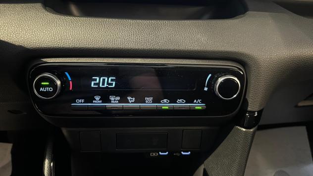 Toyota Yaris Yaris 1.5 Hybrid 5 porte TREND N 5 ESEMPLARI KM0 BIANCHE -- PRONTA CONSEGNA -- SENZA VINCOLI DI FINANZIAMENTO -- PASSAGGIO COMPRESO - Foto 9