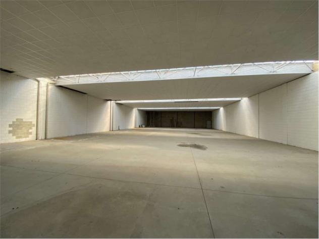Immobile di 800 m² con 1 locale in vendita a Merate - Foto 6