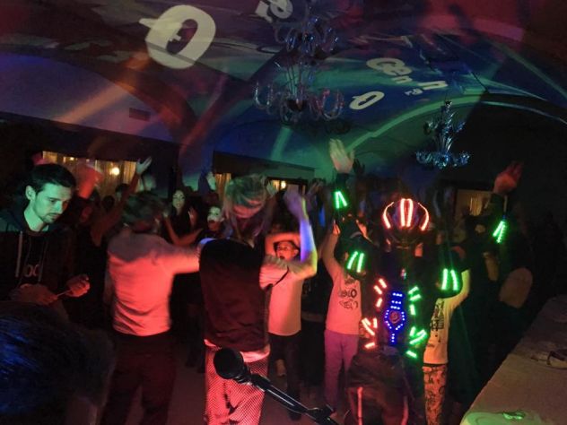 DEEJAY SERVICE & ANIMATION - ESPERIENZA DECENNALE - Foto 4