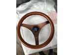 VENDO VOLANTE IN LEGNO COMPLETO MARCA PERSONAL