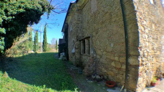 Vendita Rustico casale da 380 mq con giardino con posto auto - Foto 8