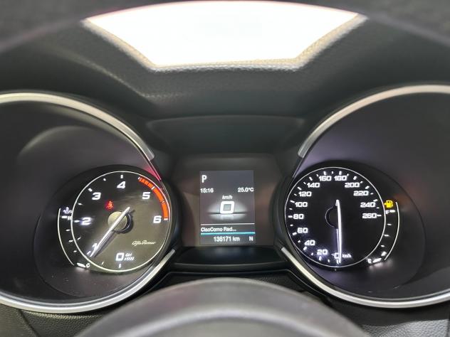 Alfa Romeo Stelvio 2.2 Turbo Diesel 160CV AT8 RWD Business - Foto 6