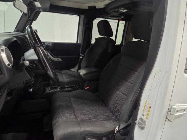 JEEP Wrangler Unlimited 2.8 CRD Rubicon MANUALE rif. 24195622 - Foto 10