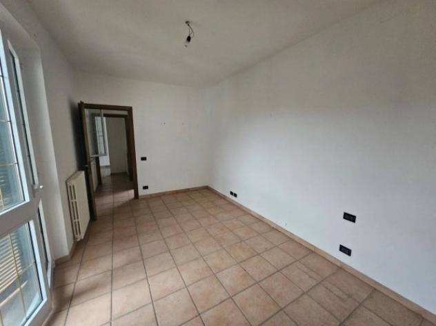 Immobile in asta di 136 m², box auto in vendita a Castelnovo Ne' Monti - Foto 4