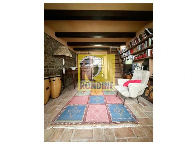 2 fabbricati indipendenti circondati da giardino di 3.960 mq. con piscina - Foto 10
