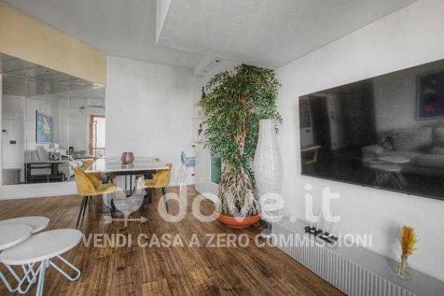 Appartamento di 112 m² con 3 locali e box auto in vendita a Parabiago - Foto 4