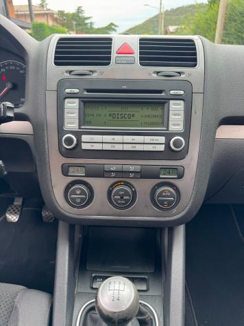 Volkswagen Golf 1.6 GPL 2008 - Foto 10