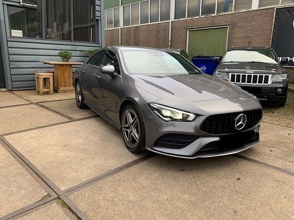 Mercedes-Benz CLA 200 d Premium Plus versione AMG - 2022