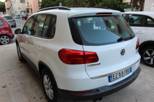 VOLKSWAGEN Tiguan 2.0 TDI 110 CV Sport & Style BlueMotion Technology rif. 23996435 - Foto 3