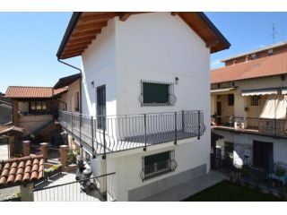 Trilocale in affitto a Lacchiarella