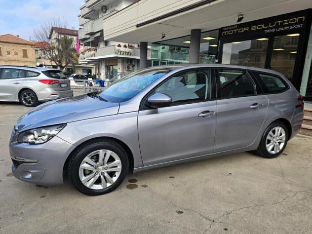 Peugeot 308 BlueHDi 120 EAT6 SW Business - Foto 2