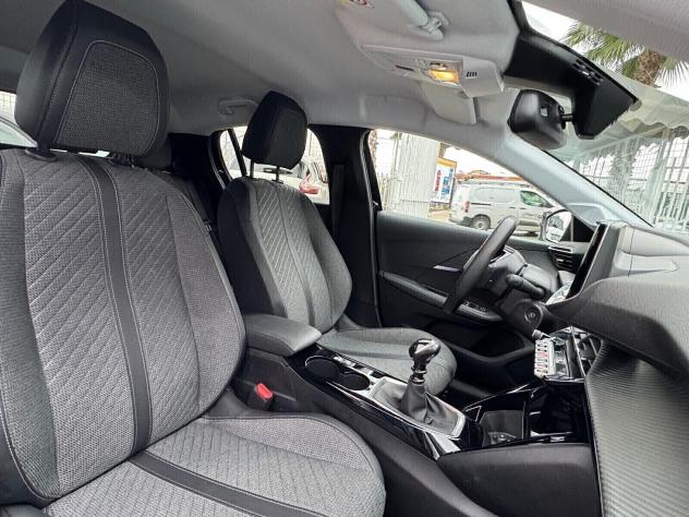 PEUGEOT 208 2025 1.2 BNZ 15000KM 101CV ALLURE - Foto 9