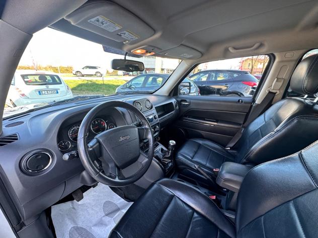Jeep Patriot 2.2 CRD DPF Limited - Foto 10