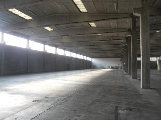 Immobile di 4300 m² con 1 locale in affitto a Settimo Milanese - Foto 8