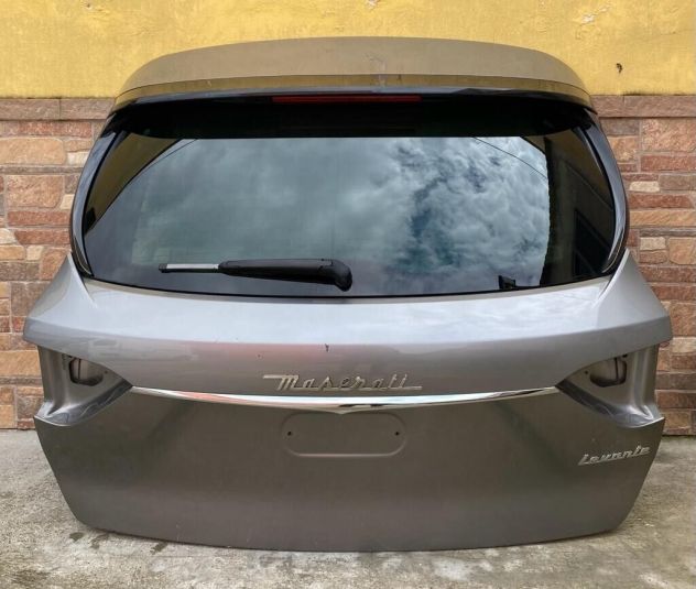 PORTELLONE POSTERIORE MASERATI LEVANTE 2020