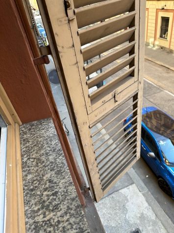 Ristrutturazione e verniciaturaPersiane in legno - Foto 2
