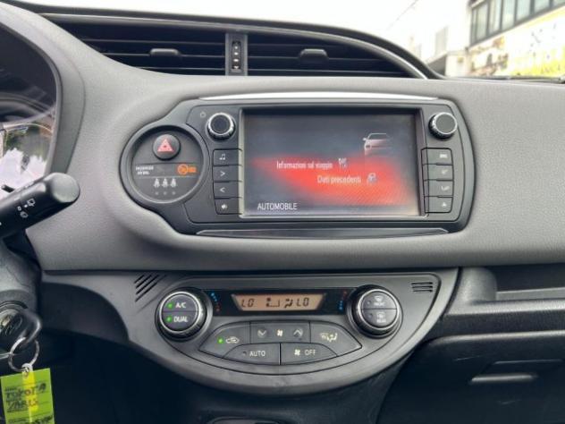 TOYOTA Yaris 1.0 5 porte Lounge My 2015 uniprop. rif. 23775660 - Foto 10
