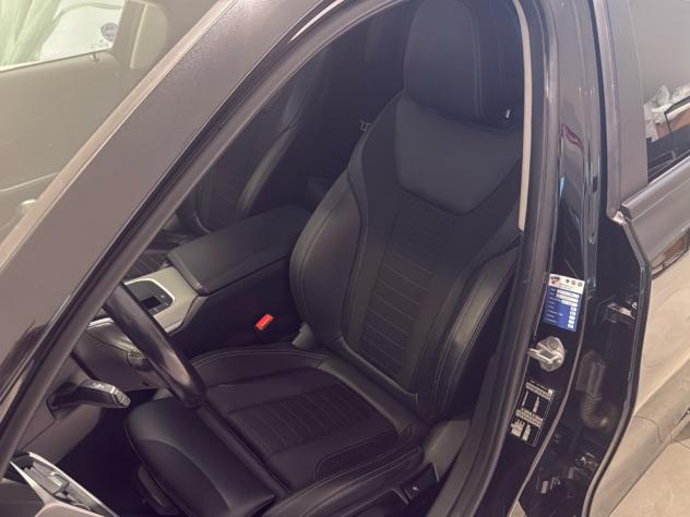 BMW Serie 3 318d Touring MHEV auto Navi Cruise Black Pack - Foto 3