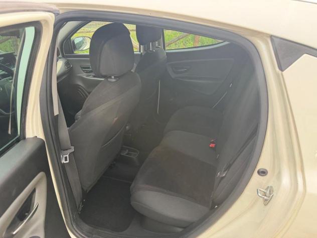 LANCIA - Ypsilon - 0.9 T.Air 85 CV 5 porte S&S DFN Platinum - Foto 8