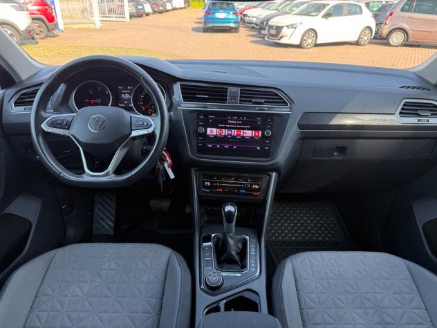 Volkswagen Tiguan 2.0 TDI 150 CV SCR DSG 4MOTION Life - Foto 10