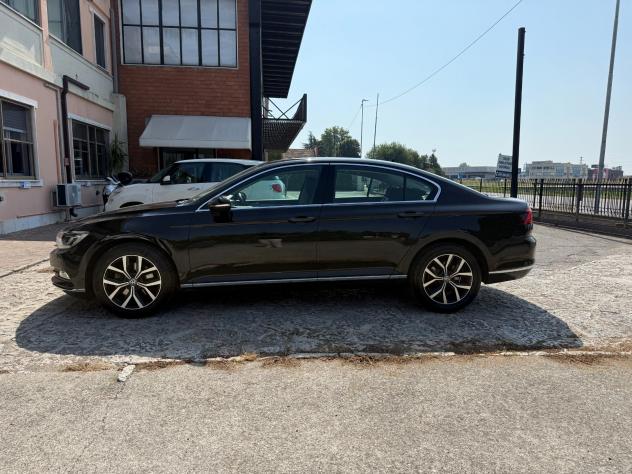 Volkswagen Passat 2.0 TDI SCR DSG Executive BMT - Foto 4