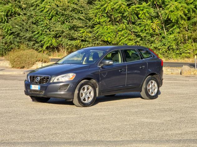 Volvo XC 60 XC60 D5 AWD Geartronic Summum CV-215 E5 Automatico 2012 - Foto 3