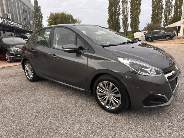 Peugeot 208 PureTech 68 5 porte Active - Foto 2