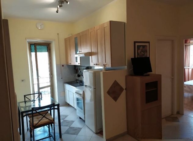 REBIBBIA CASAL DE' PAZZI BILOCALE ARREDATO CON BALCONE. - Foto 3