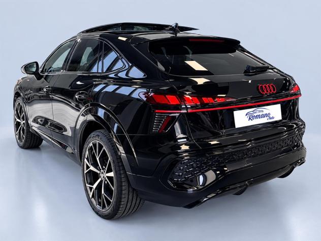 NEW Audi Q3 Sportback 35 2.0Tdi SLINE#TETTO APRIBILE! - Foto 4