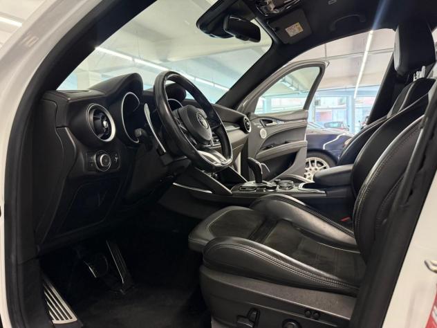 Alfa Romeo Stelvio 2.2 diesel 210 AT8 Q4 Veloce Tì Harman Kardon - Foto 9