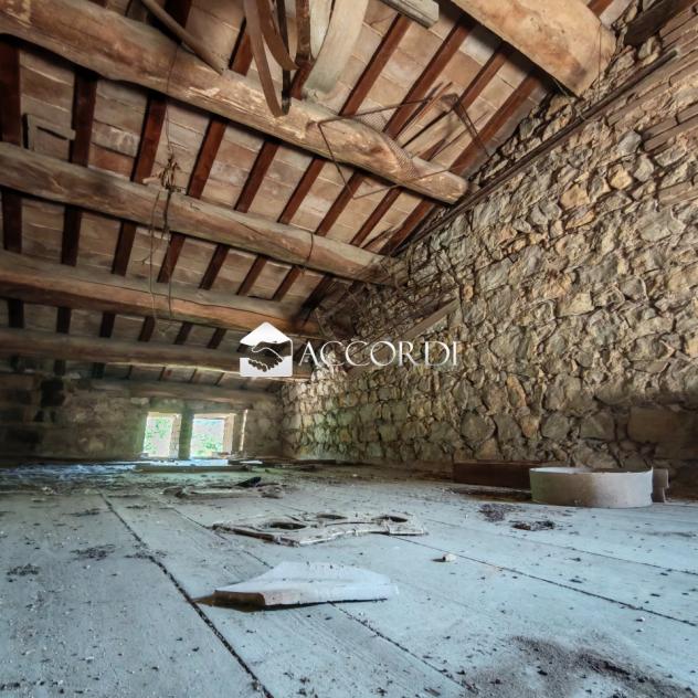 CASA AFFIANCATA di 9 vani e di 370 mq (PADERNO DEL GRAPPA) rif. BL136 - Foto 16