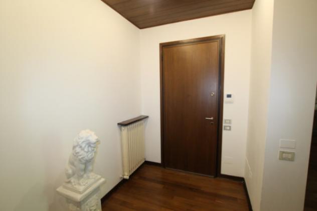 Villa di 380 m² con più di 5 locali e box auto doppio in affitto a Padova - Foto 4