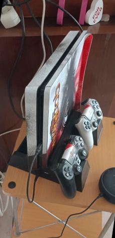PlayStation 4 Slime 500 GB+2 controller