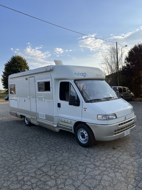Camper semintegrale Elnagh sleek 2.5T.D