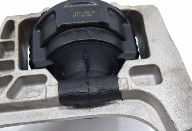 SUPPORTO MOTORE VOLVO V40 Cross Country 31375196 D 4162 T Diesel 1600 (12) - Foto 10