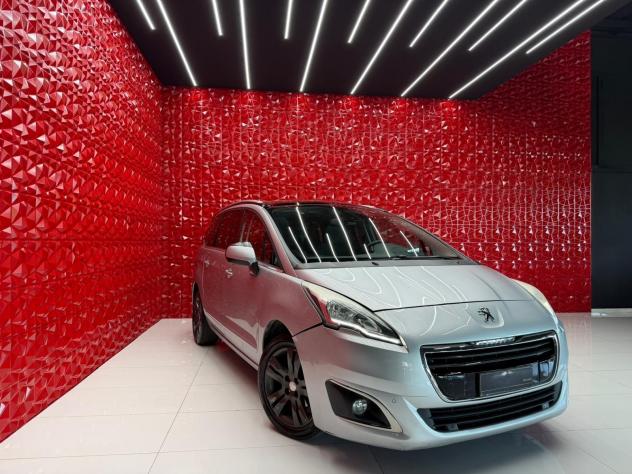 Peugeot 5008 115CV STOP&START ACTIVE 7 POSTI AUTOMATICO TETTO - Foto 3