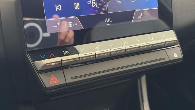 Renault Captur NUOVO 1.2 TCe Techno - Foto 6