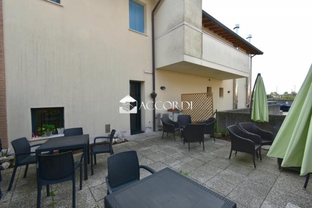 ATTIVITA'/LIC.COMMERCIALE di 2 vani e di 150 mq (SACILE) rif. AKP24_6 - Foto 9