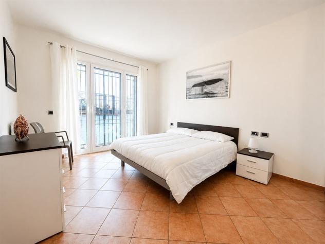 ID 895 Bellissimo Trilocale in Villa storica , di fronte alla Marina, con giardino e posto auto "A cà de Jolanda" CIN IT009034C2M24A73HQ - Foto 4