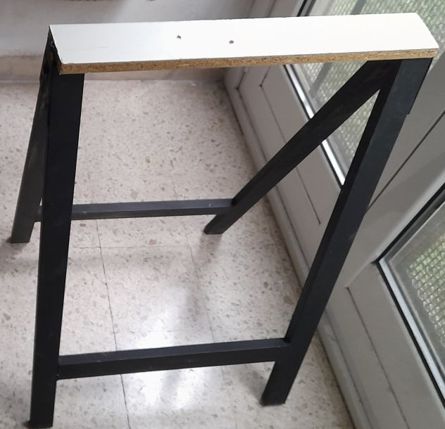 cavalletti in metallo richiudibili h70 x 47,5 - Foto 4